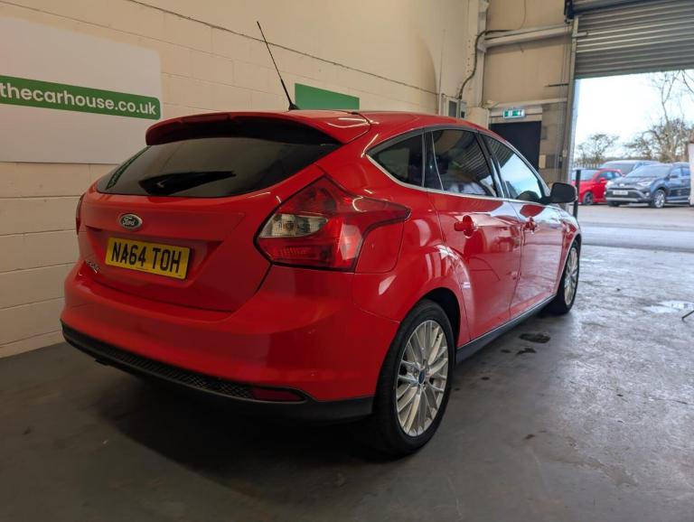 2014 Ford Focus 1.6 TDCi Zetec Navigator Euro 5 (s/s) 5dr HATCHBACK Diesel Manual