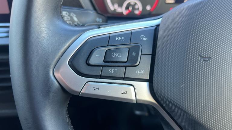 2022 Volkswagen Caddy Maxi Caddy Cargo Maxi C20 Diesel 2.0 TDI 122PS Commerce Pro Van DSG Van Die...