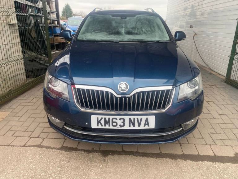 2014 Skoda Superb 2.0 TDI CR 140 Laurin + Klement 5dr DSG ESTATE DIESEL Automatic