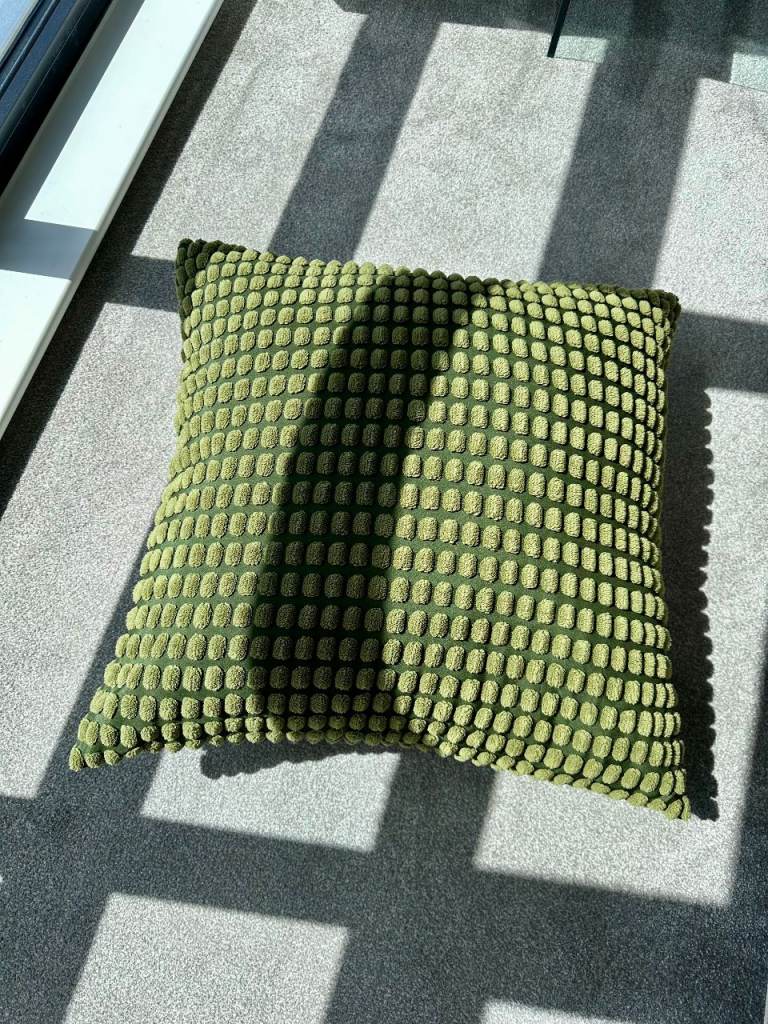 Large Green Cushion 65 x 65 cm with 2 Inner Pads