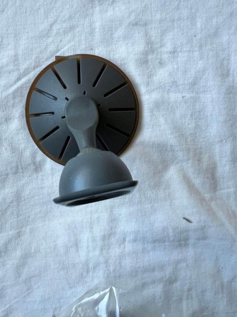 Car Windscreen Suction Holder Mount for TomTom Go