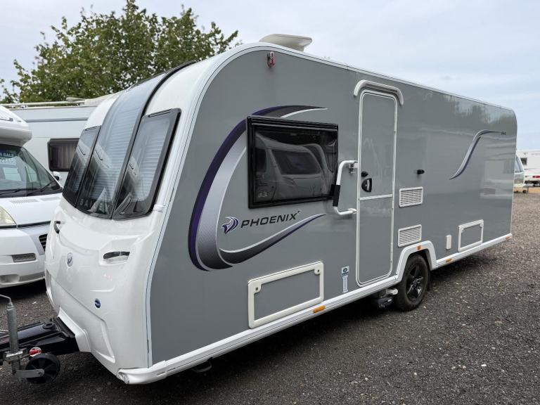 Bailey Phenix + 644 4 berth island bed caravan