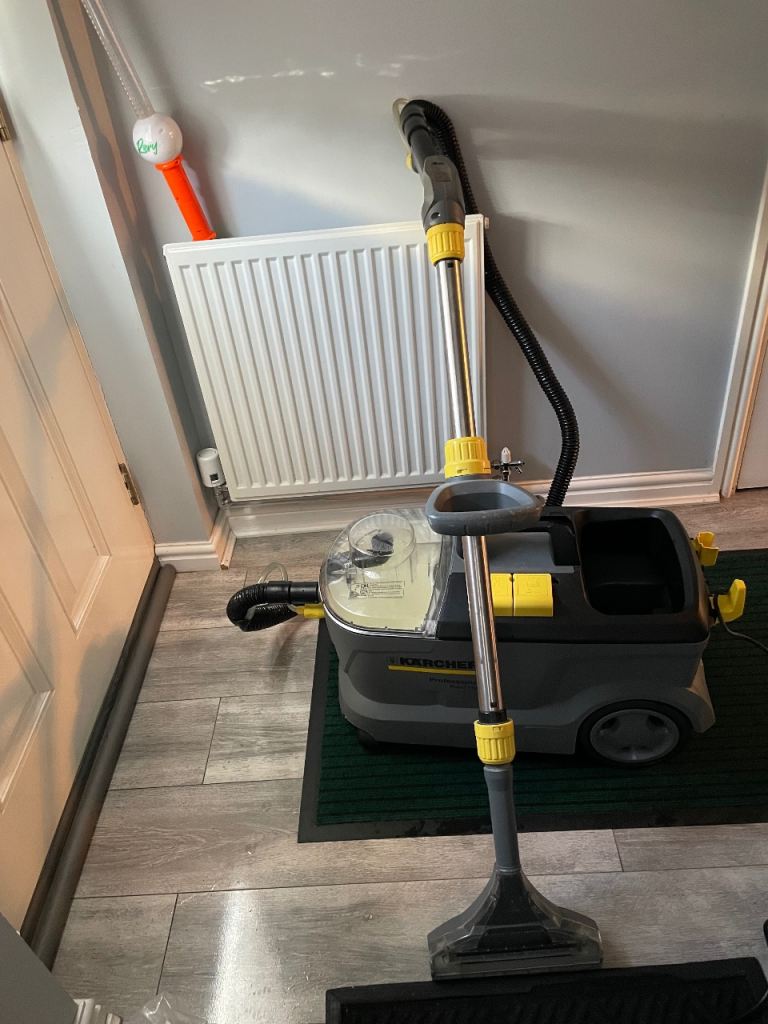Karcher puzzi 10/1 carpet upholstery cleaner 