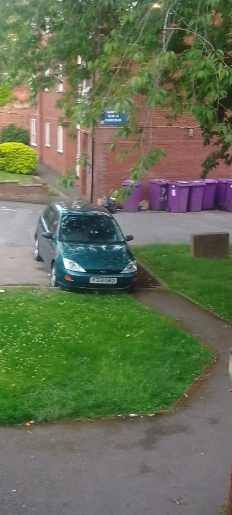 2001 Ford Focus 1.6 LX Automatic