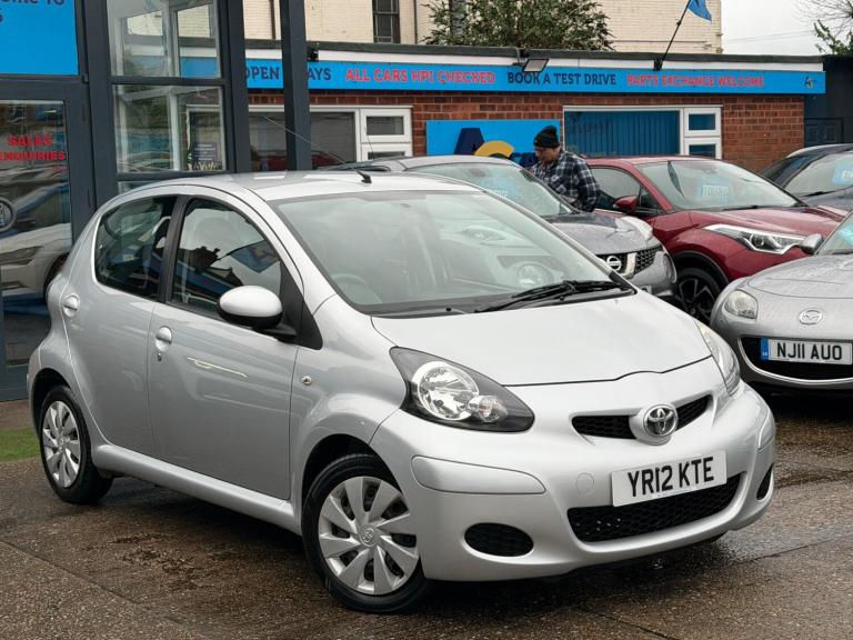 2012 Toyota AYGO 1.0 VVT-i Ice 5dr HATCHBACK PETROL Manual
