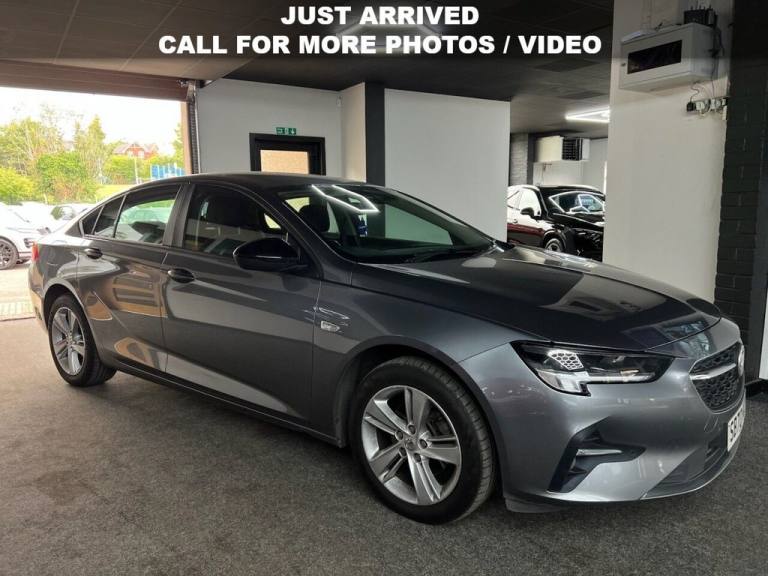 2020 Vauxhall Insignia 1.5 Turbo D SE Nav 5dr HATCHBACK DIESEL Manual