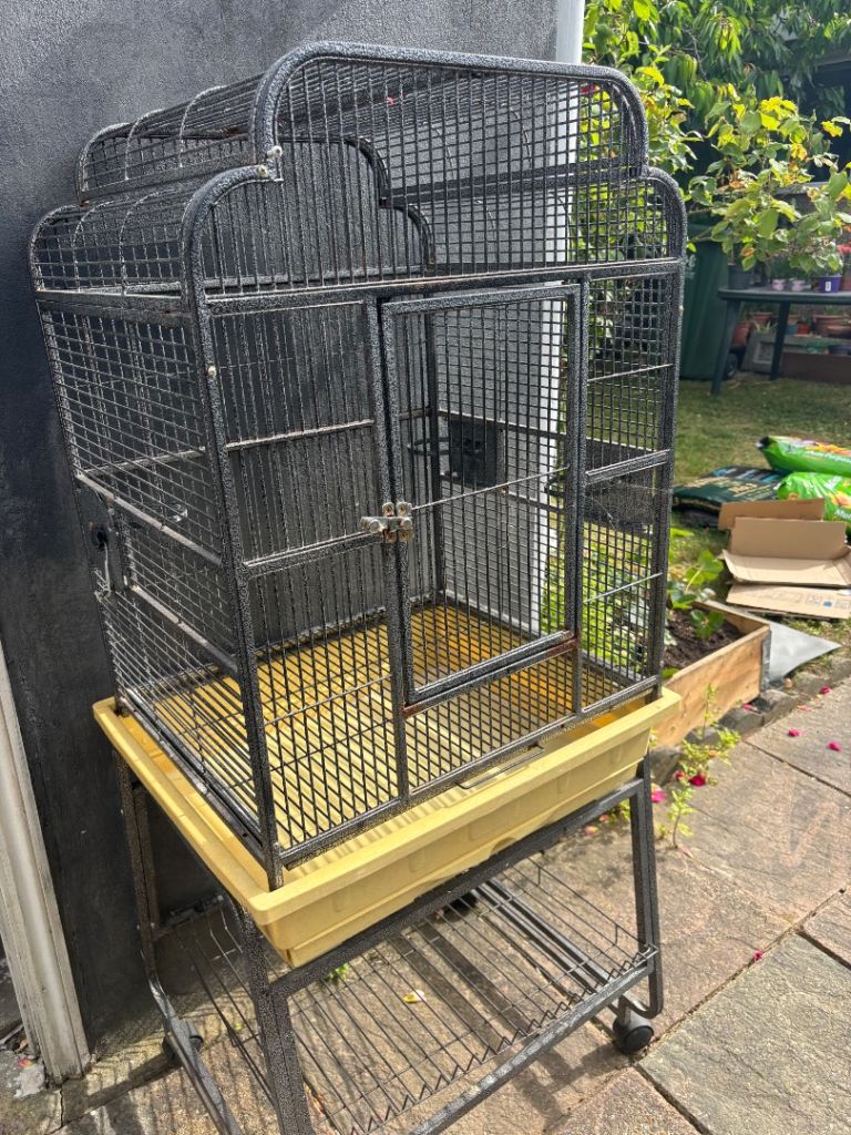 Bird cage