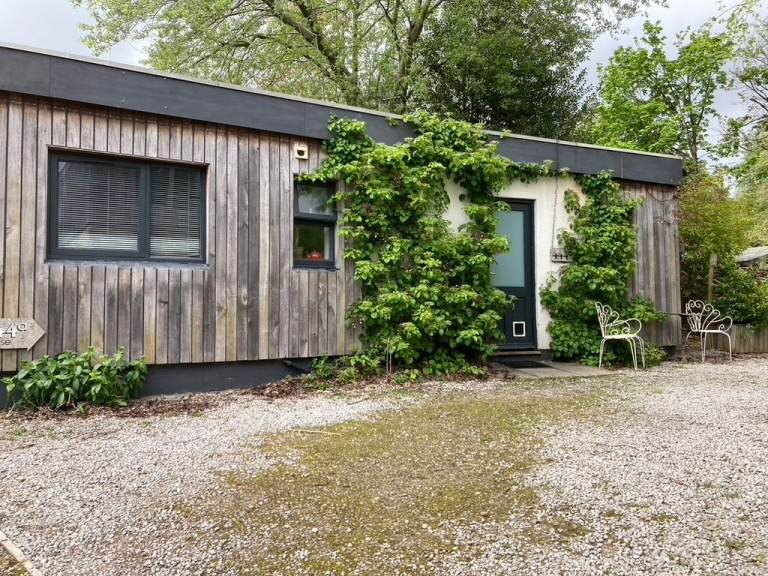 Small, two-bedroom bungalow in Nether Green, S10