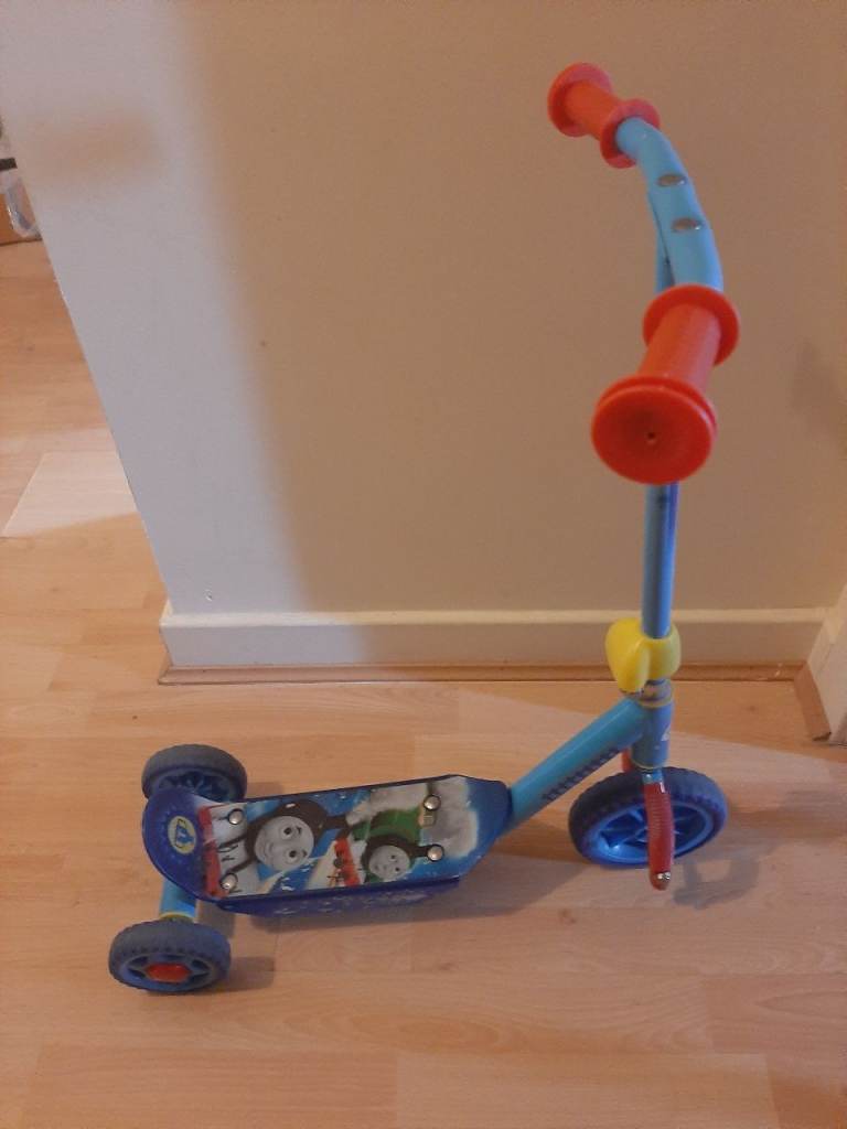 FREE Thomas the Tank Engine Kids Scooter – Good Condition