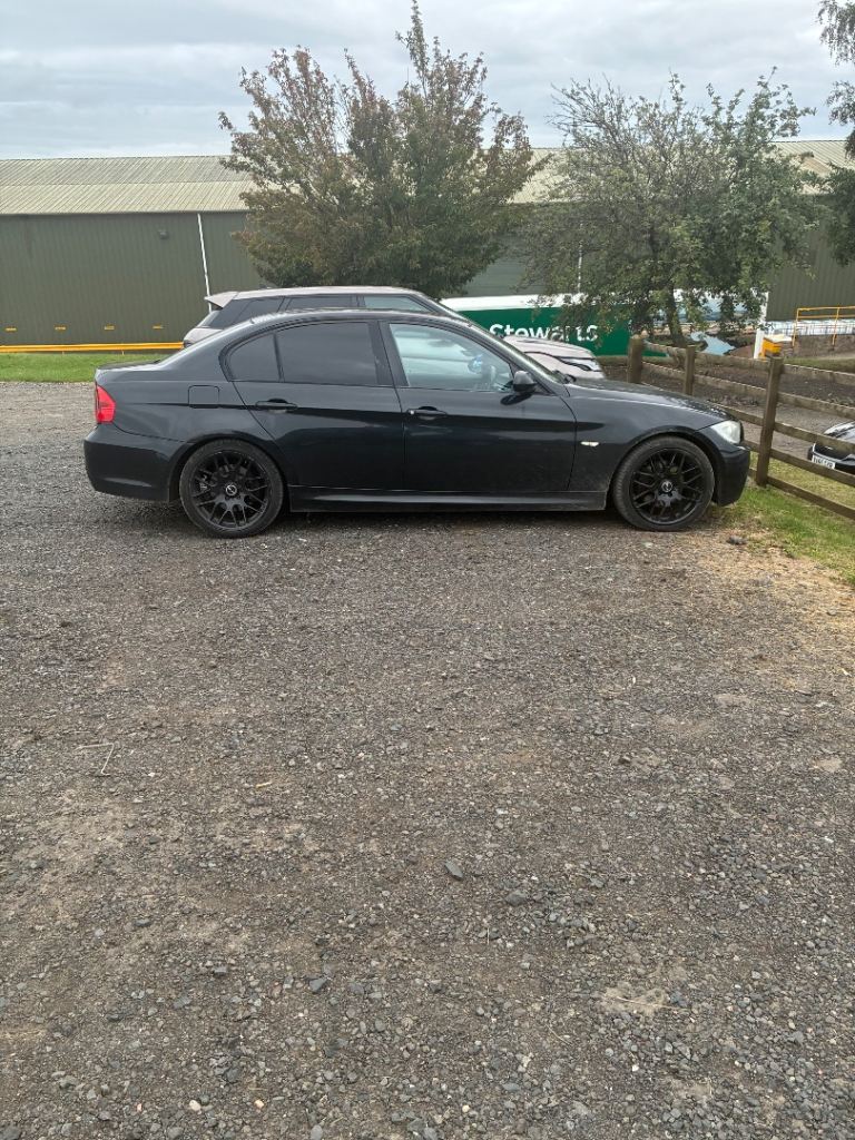 BMW, 3 SERIES, Saloon, 2008, Manual, 1995 (cc), 4 doors
