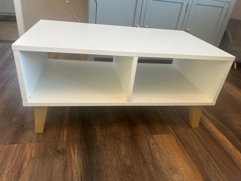 White solid coffee table
