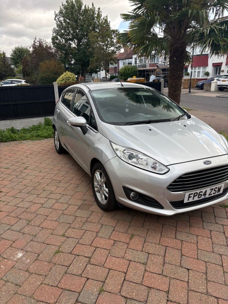 Ford, FIESTA, Hatchback, 2014, Manual, 1241 (cc), 5 doors