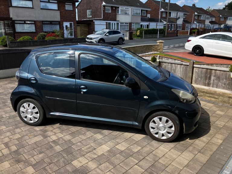 Toyota, AYGO, Hatchback, 2011, Manual, 998 (cc), 5 doors