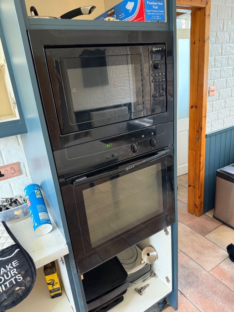 Neff Integrated Oven and Microwave Set - Good Condition