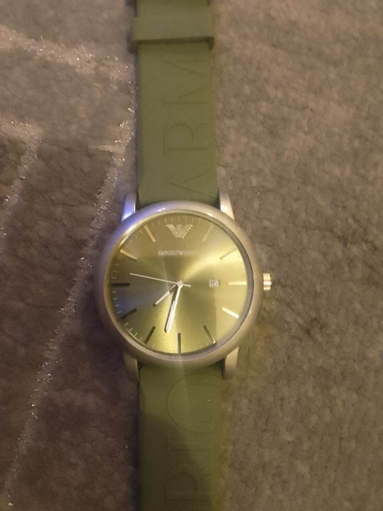 E A mens watch