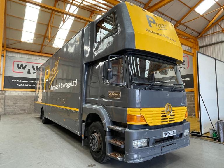 MERCEDES ATEGO 1823 4X2, 18 TONNE REMOVAL BOX - 2000 - W409 XTU