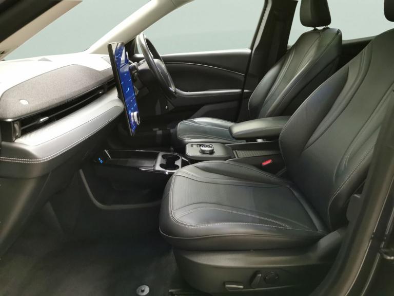 2022 Ford Mustang Mach-E 216kW Extended Range 88kWh RWD 5dr Auto HATCHBACK ELECTRIC Automatic