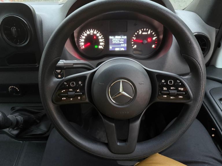 2023 Mercedes-Benz Sprinter 2.0 315 CDI Progressive RWD L3 H2 Euro 6 (s/s) 5dr PANEL VAN Diesel M...