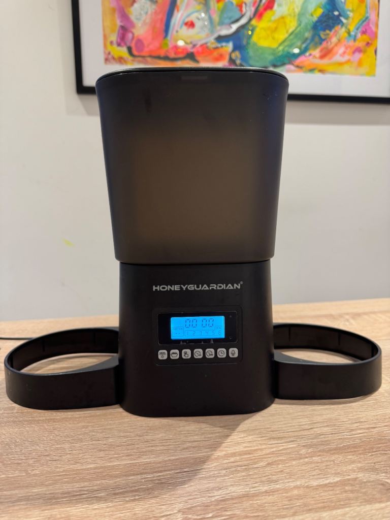 HoneyGuardian Automatic Cat Feeder for Two 