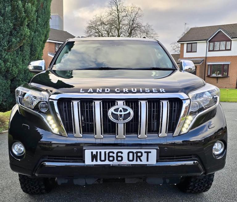 2016 Toyota Land Cruiser 2.8 D-4D Icon 5dr Auto 7 Seats ESTATE Diesel Automatic