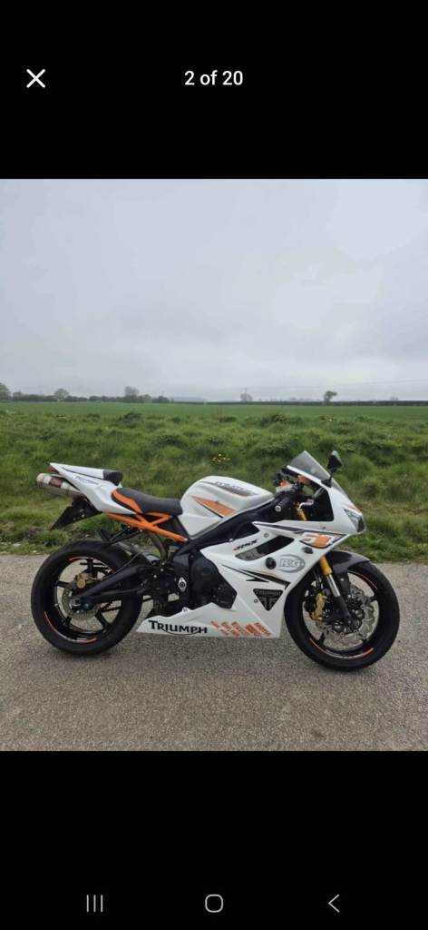 Triumph, DAYTONA, 2006, 675 (cc) 3450ono