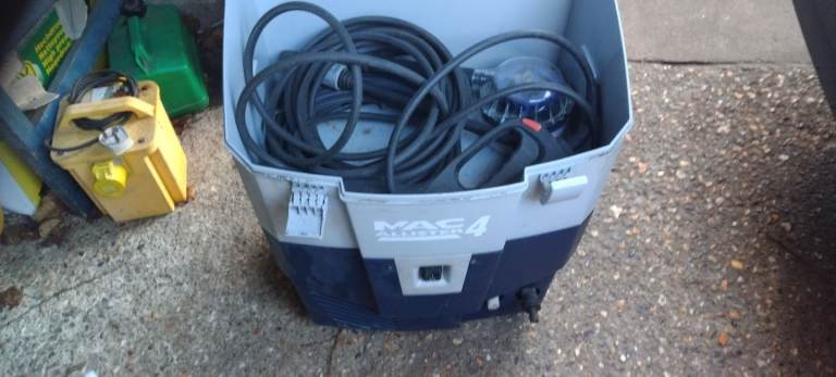 Pressure washer Mac 4 with lance and nozzle and attachment vgc gwo 