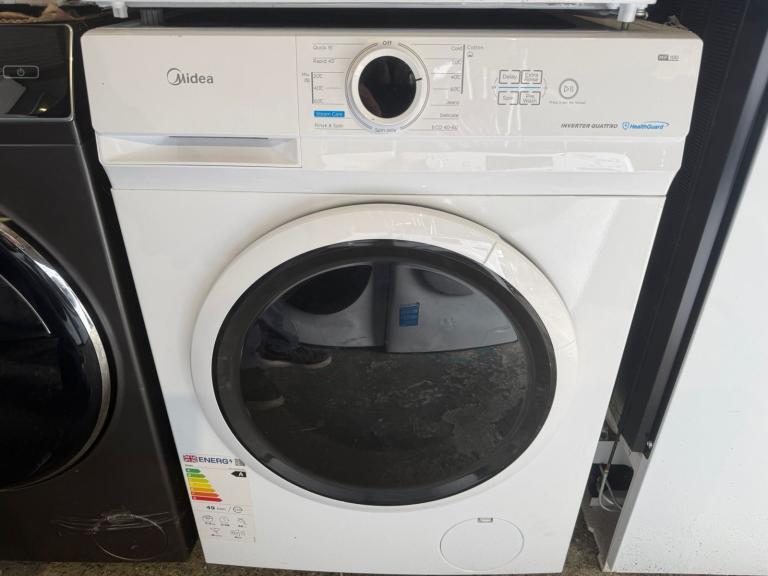 Midea washing machine in white