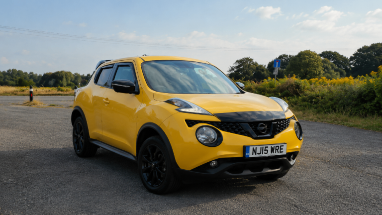 Nissan, JUKE, Hatchback, 2015, Manual, 1461 (cc), 5 doors