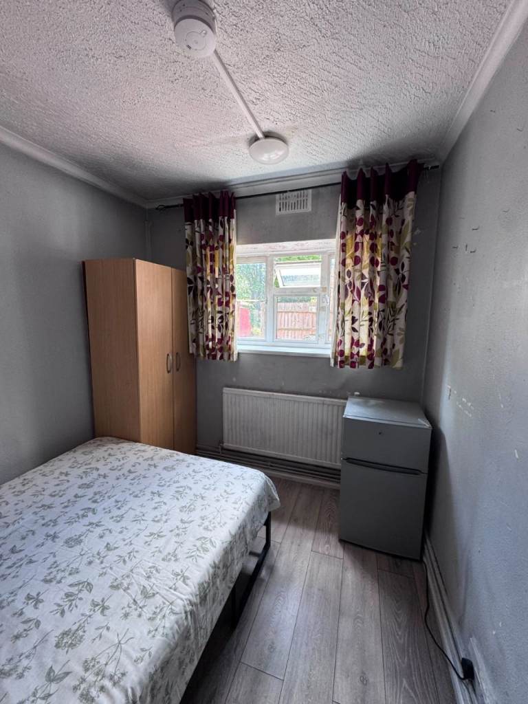 💕Gorgeous Double Room in Vibrant Wood Green - Bills Included📍
