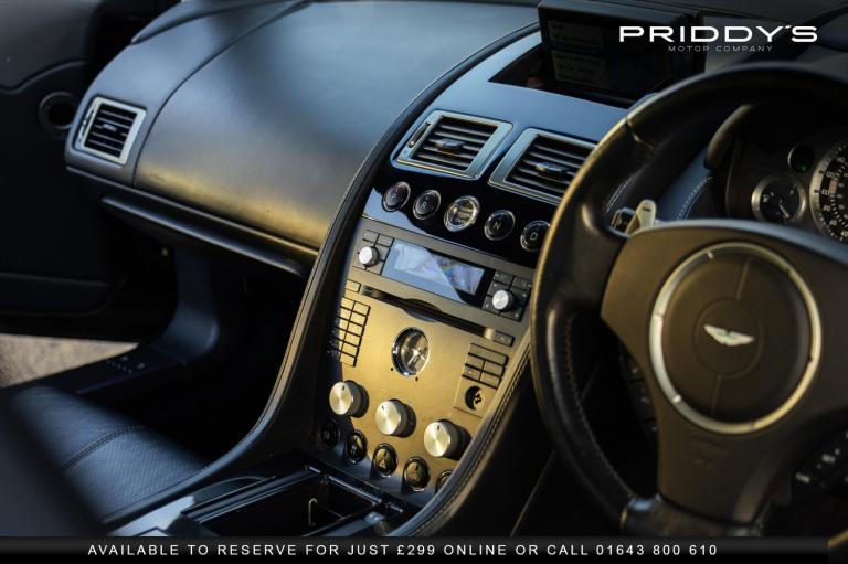 ASTON MARTIN DB9 5.9 - 13 Stamp service portfolio - Future classic by Aston