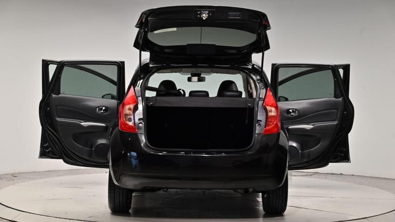 2015 Nissan Note 1.2 DiG-S Tekna 5dr Auto MPV PETROL Automatic