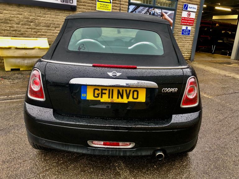 Mini, CONVERTIBLE, Convertible, 2011, Manual, 1598 (cc), 2 doors