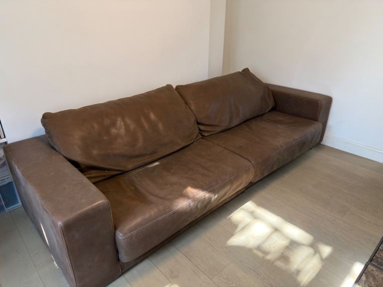 Stunning Italian leather sofa for sale 