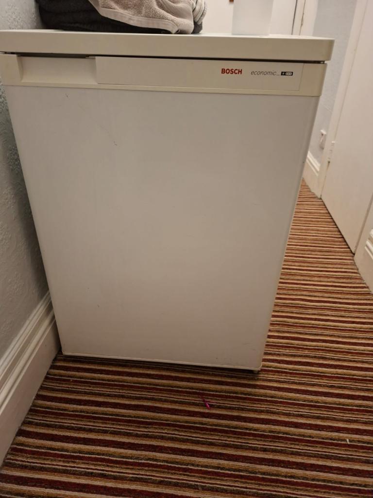 Bosch Economic Chest Freezer - free to good home