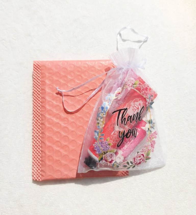 New Raspberry Hand Cream & Lip Balm Set with Face Cloth