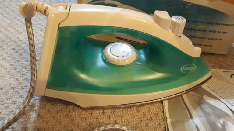 Haden steam iron