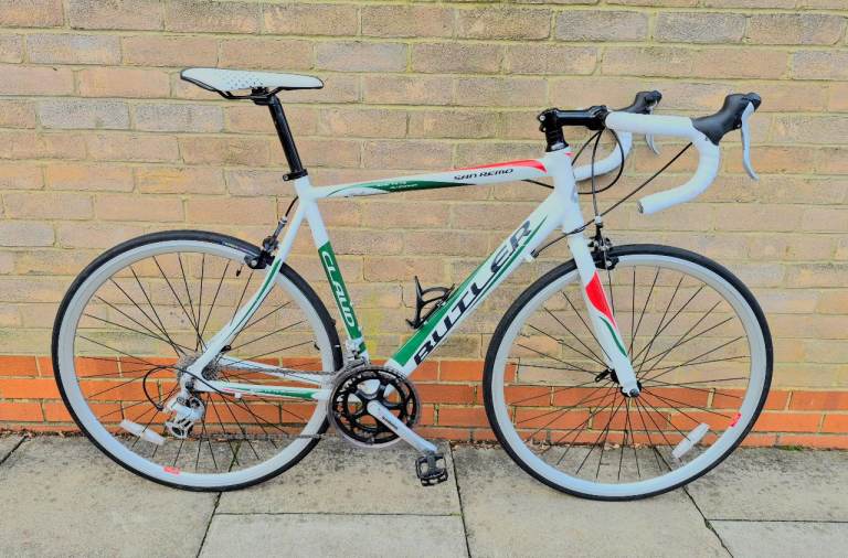 image for CLAUDBUTLER SAN MARIN ROAD BIKE 56CM"22 
