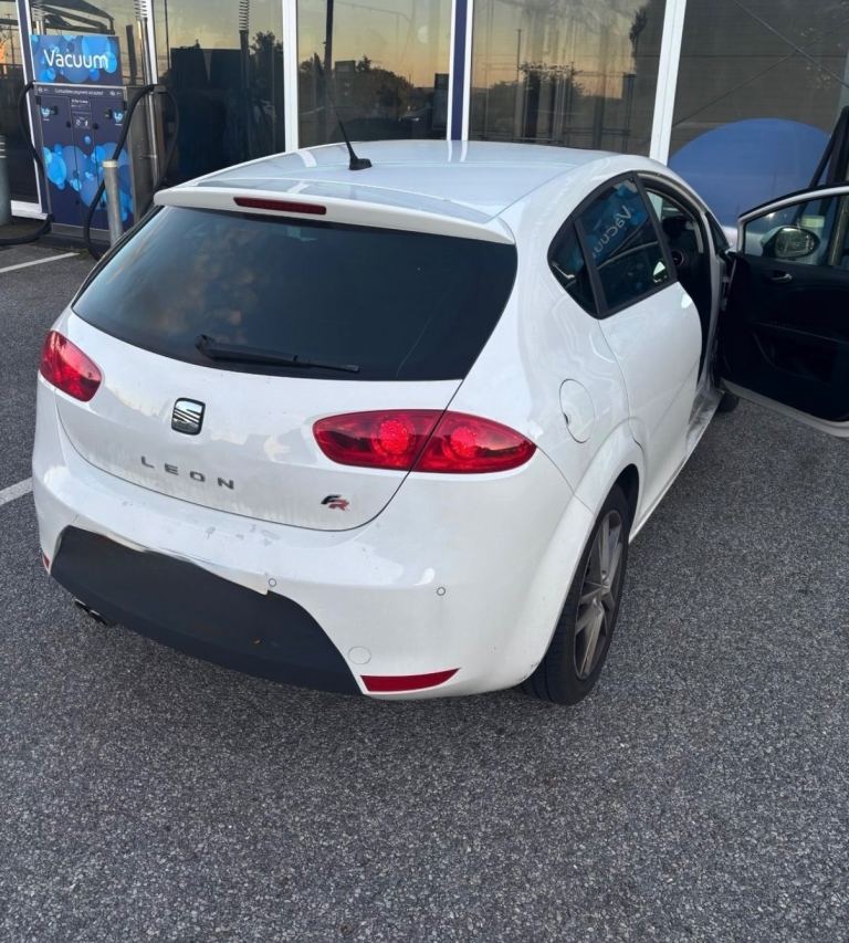 Seat, LEON, Hatchback, 2010, Manual, 1968 (cc), 5 doors