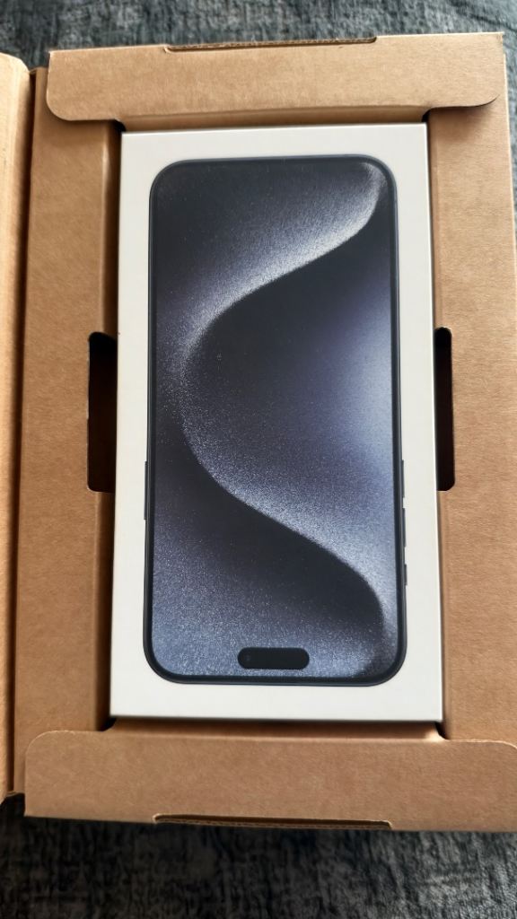Apple iPhone 15 Pro Max 256GB – Black, As Good As New