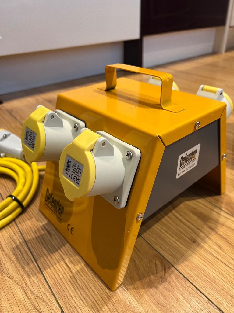 Defender 16A 4-Way Splitter Box 5m 110V IP44 Electrical