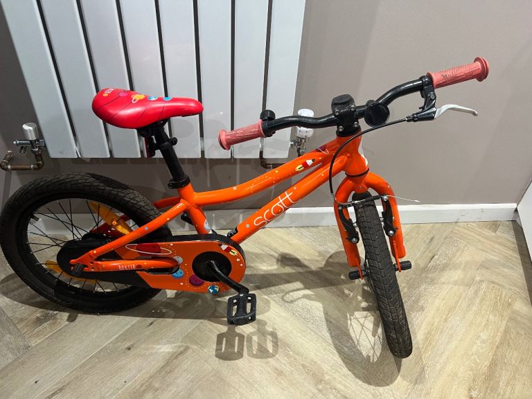 Scott Roxter 16 Kids Bike