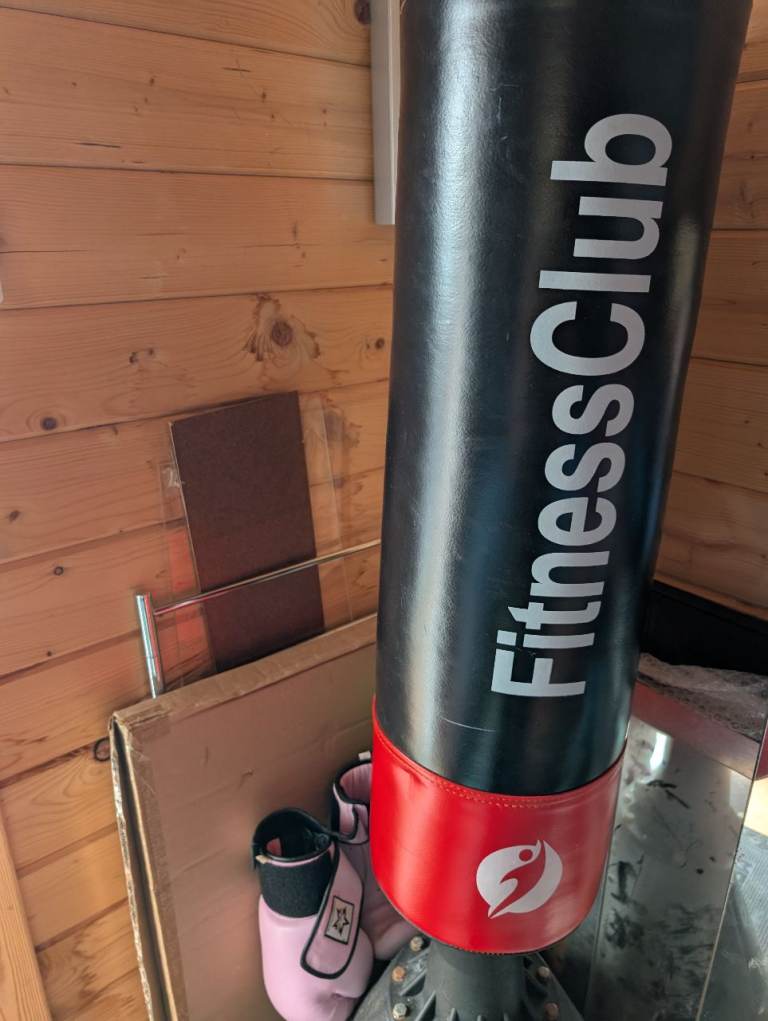 FitnessClub Punch Bag with Gloves – Good Condition
