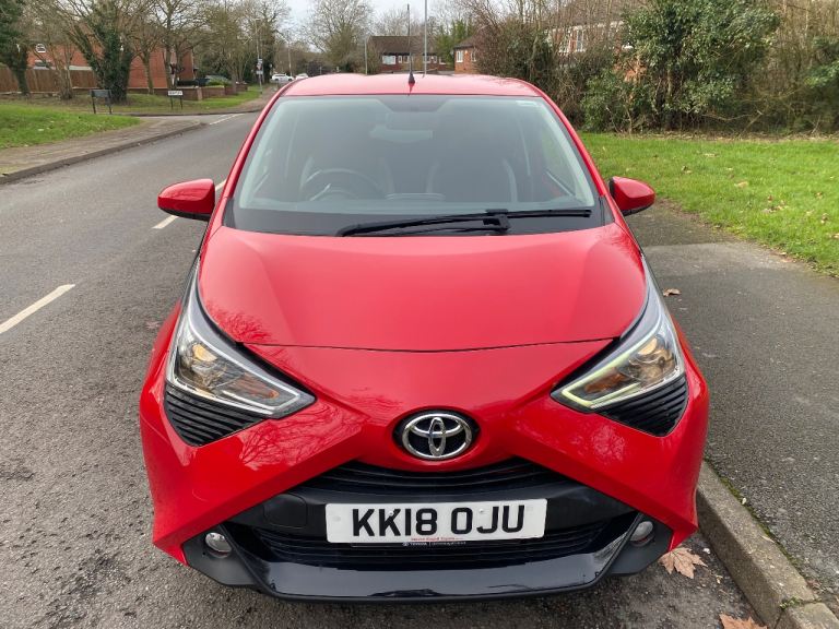 Toyota, AYGO, Hatchback, 2018, Automatic , 998 (cc), 5 doors