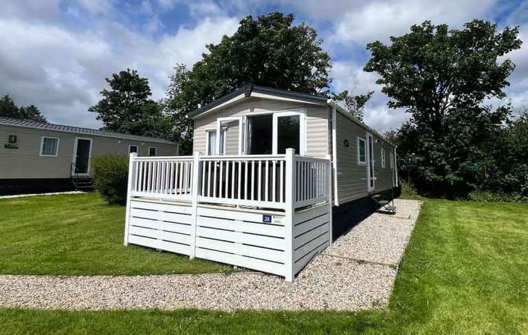 Delta Saffron Holiday Home - 3 Bed Holiday Home/Caravan - Cornish Meadows Holiday Park - Cornwall
