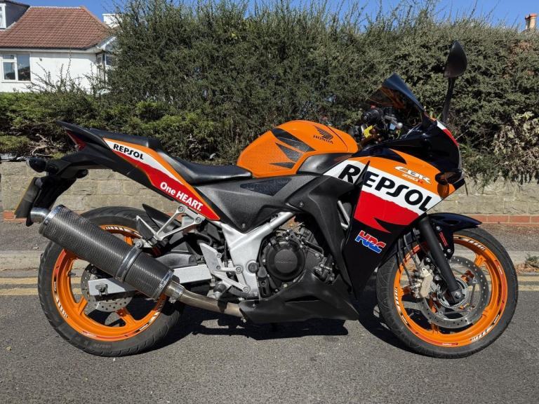 HONDA CBR250R 2013