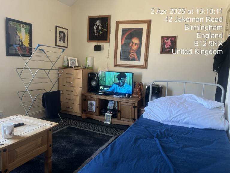 🏡 £10/Week! All Bills Included Shared Room in Birmingham – Don't Miss Out!