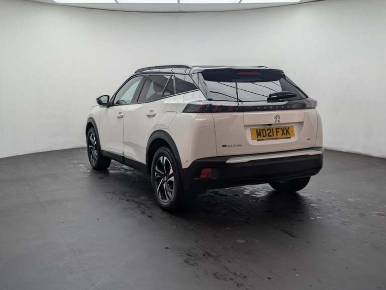 2021 Peugeot E-2008 50kWh GT SUV 5dr Electric Auto (136 ps) - SAT NAV, HEATED SEATS, ALLOY HATCHB...