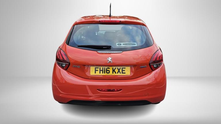 2016 Peugeot 208 1.2 PureTech XS White Hatchback 5dr Petrol Manual Euro 6 (82 ps) Hatchback Petro...