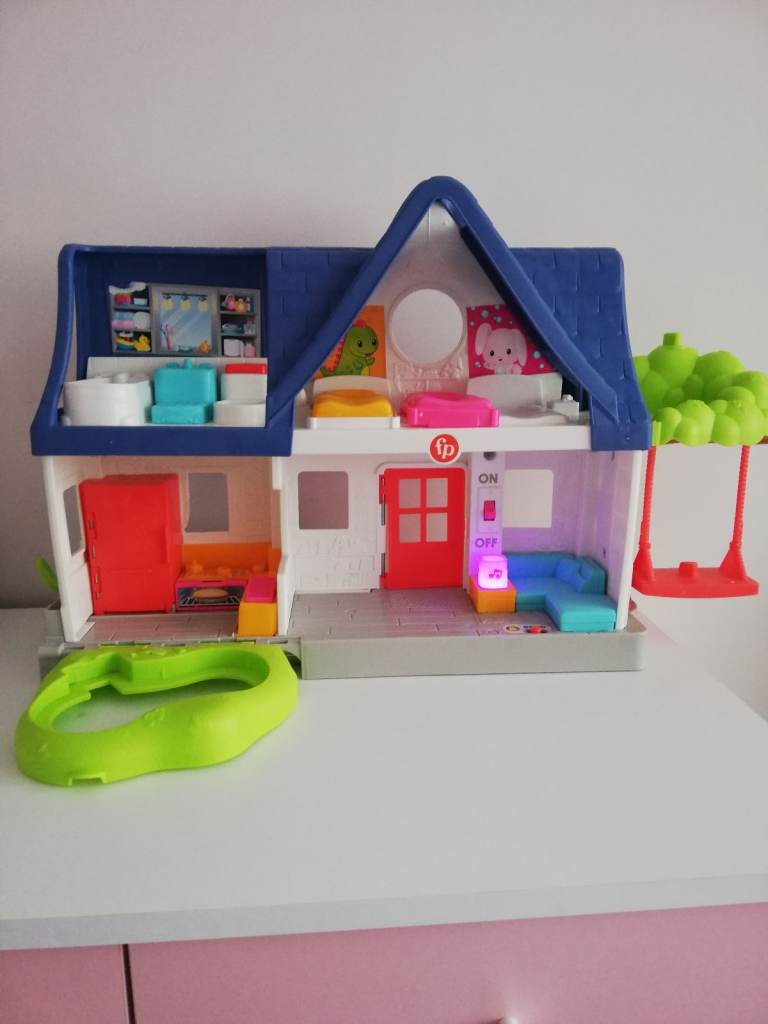 Fisher-Price Little People Playhouse