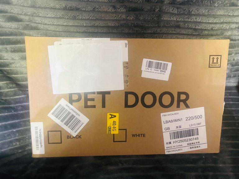 Pet door 